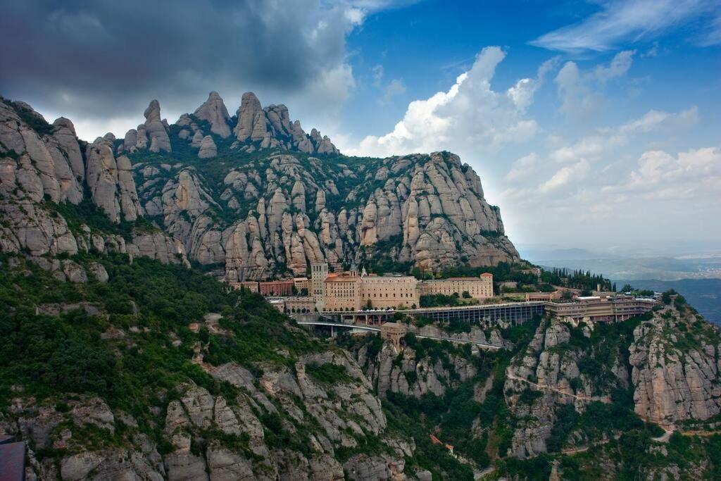 Piso En El Centro De Monistrol De Montserrat Exteriér fotografie